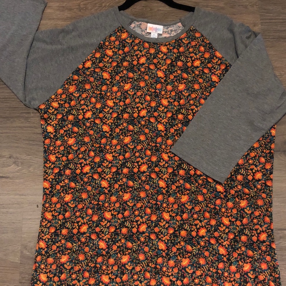 Beautiful XL LuLaRoe Randy